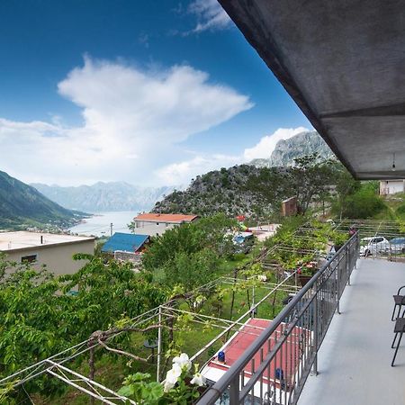 Apartment Galiot Kotor Eksteriør billede